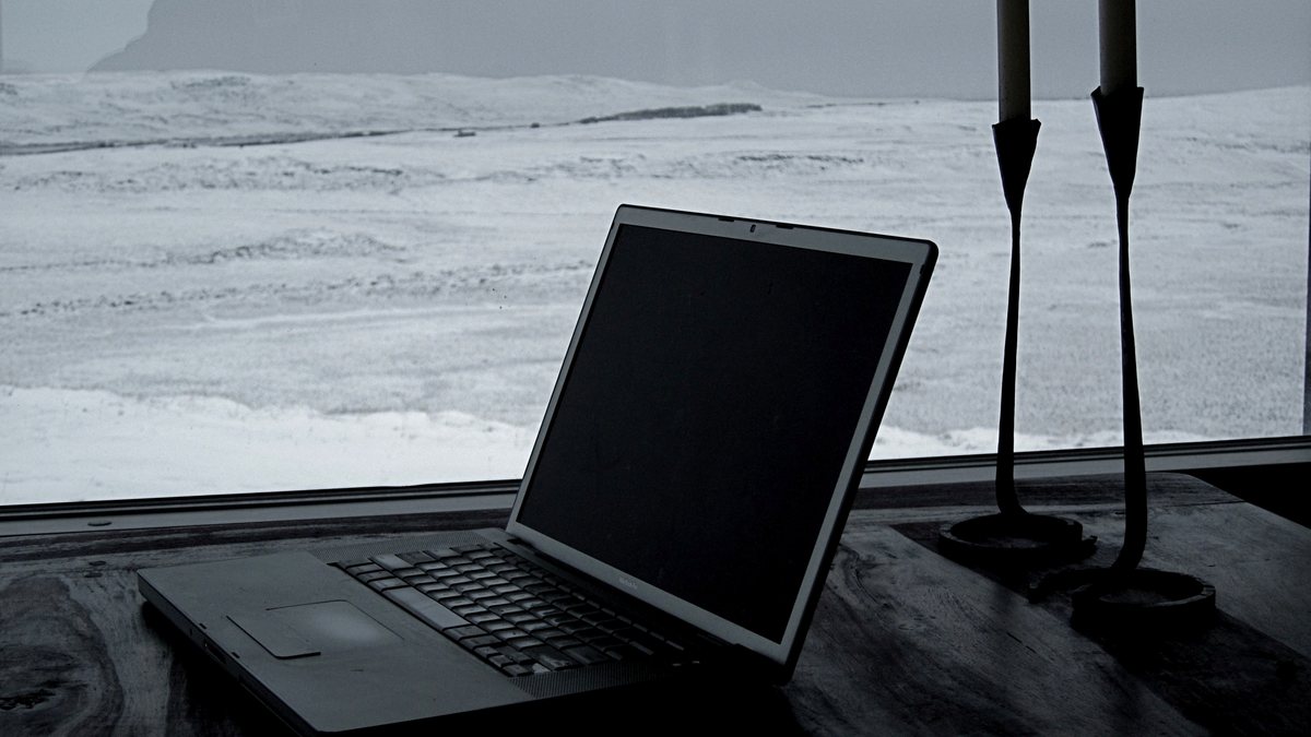 Кто может разработать документы по ИБ: нужна ли лицензия ФСТЭК в Кургане